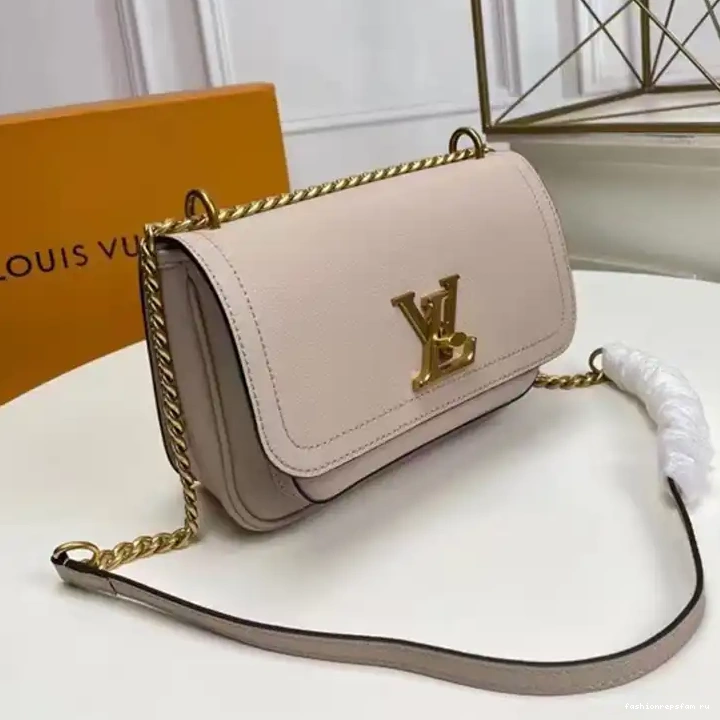 Fashionrepsfam ru Bag 2302HT0046 LV 0701